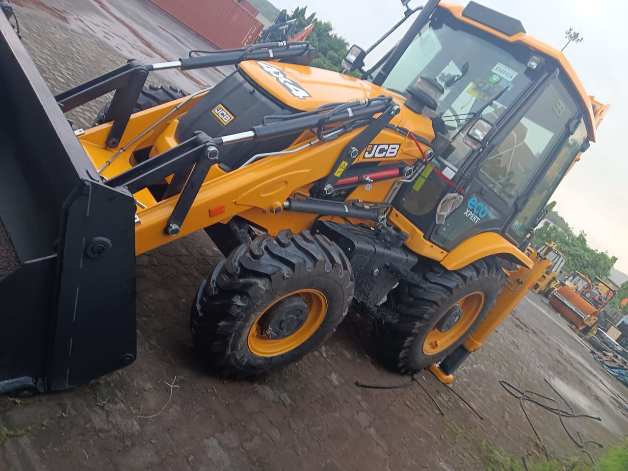 New JCB 3DX backhoe loader - Traktorgraver: bilde 1 New JCB 3DX backhoe loader - Traktorgraver: bilde 1
