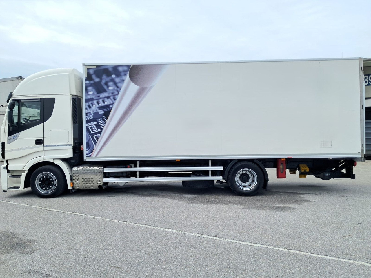 Iveco Stralis 460 Kühlkoffer | LBW | Klima | Retar - Lastebil med kjøl: bilde 4 Iveco Stralis 460 Kühlkoffer | LBW | Klima | Retar - Lastebil med kjøl: bilde 4