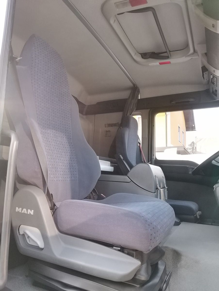 Container-transport/ Vekselflak lastebil MAN TGA 18 320: bilde 13 Container-transport/ Vekselflak lastebil MAN TGA 18 320: bilde 13