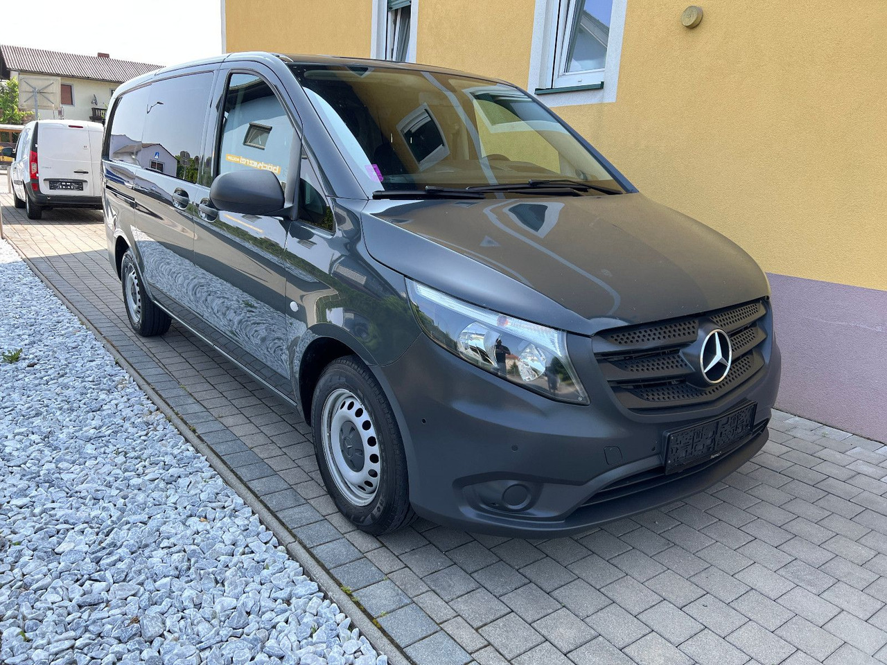 Mercedes-Benz Vito 114 lang | Klima | Schiebetür | Tempomat - Varebil med dobbelt førerhus: bilde 2 Mercedes-Benz Vito 114 lang | Klima | Schiebetür | Tempomat - Varebil med dobbelt førerhus: bilde 2