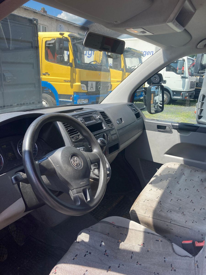 Varebil med skap Volkswagen T5 2.0tdi mit Rampe 3ACHSER Tandemachse: bilde 6