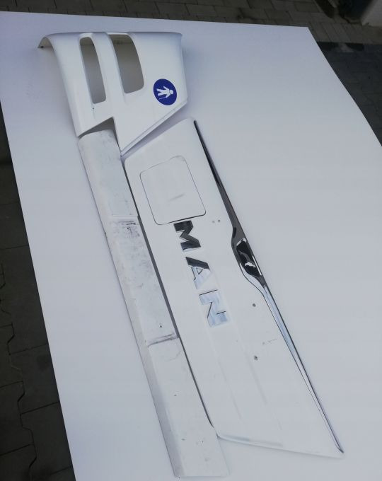 ATRAPA GRILL MASKA MAN NEOPLAN AUTOBUS - Panser for Buss: bilde 1 ATRAPA GRILL MASKA MAN NEOPLAN AUTOBUS - Panser for Buss: bilde 1