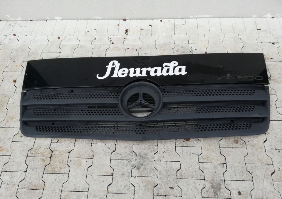 ATRAPA GRILL MASKA MERCEDES ATEGO EURO6 - Panser for Lastebil: bilde 1 ATRAPA GRILL MASKA MERCEDES ATEGO EURO6 - Panser for Lastebil: bilde 1