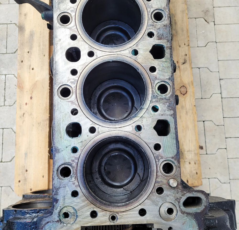 BLOK SILNIKA MERCEDES ACTROS MP4 EURO6 R471 09 - Sylinderblokk for Lastebil: bilde 5 BLOK SILNIKA MERCEDES ACTROS MP4 EURO6 R471 09 - Sylinderblokk for Lastebil: bilde 5