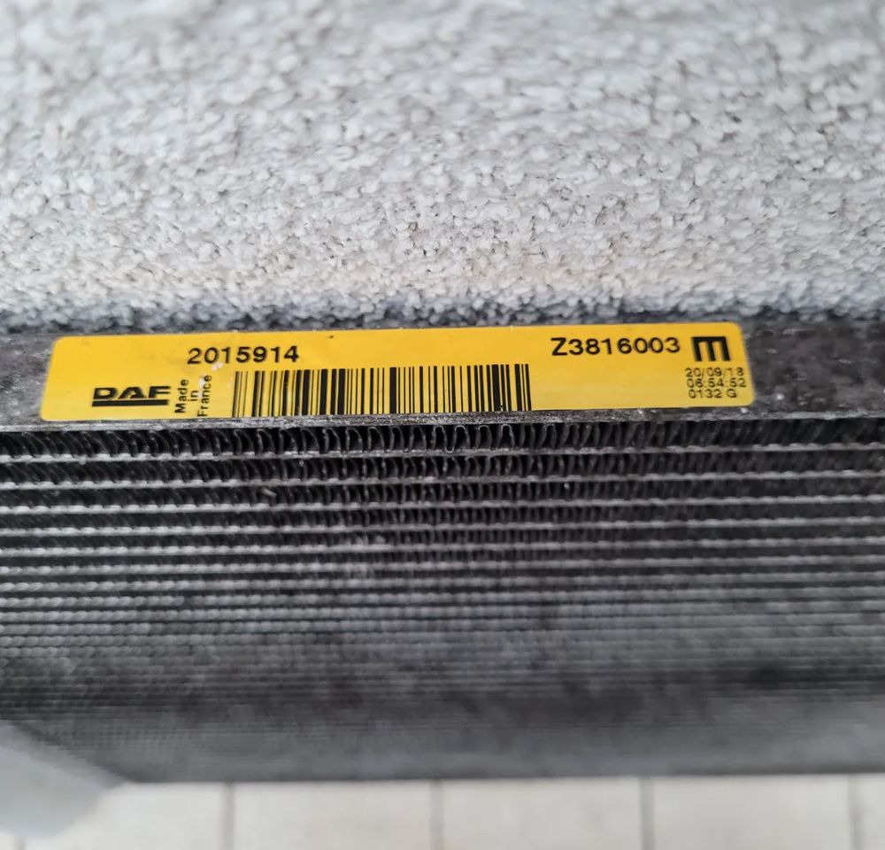 CHŁODNICA KLIMATYZACJI DAF XF 106 OM 2015914 - Kondensator for Lastebil: bilde 3 CHŁODNICA KLIMATYZACJI DAF XF 106 OM 2015914 - Kondensator for Lastebil: bilde 3