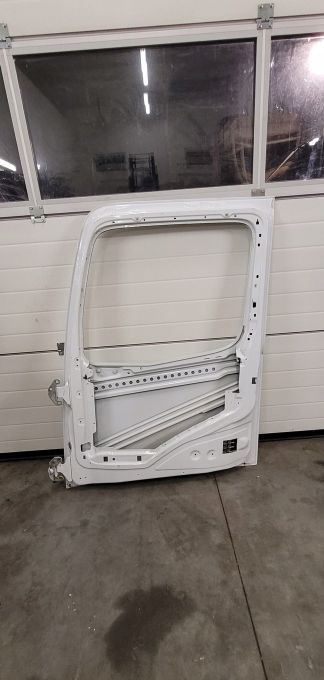 DRZWI MERCEDES ACTROS MP4 PRAWE MALA TAPICERKA - Dør og deler for Lastebil: bilde 4 DRZWI MERCEDES ACTROS MP4 PRAWE MALA TAPICERKA - Dør og deler for Lastebil: bilde 4