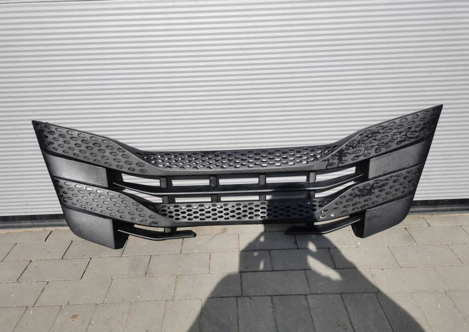 GRILL ATRAPA IVECO STRALIS S WAY 5802401392 - Panser: bilde 1 GRILL ATRAPA IVECO STRALIS S WAY 5802401392 - Panser: bilde 1