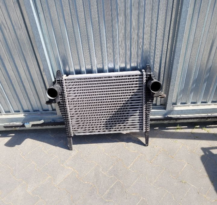 INTERCOOLER IVECO EUROCARGO E6. 504289364 - Intercooler for Lastebil: bilde 1 INTERCOOLER IVECO EUROCARGO E6. 504289364 - Intercooler for Lastebil: bilde 1