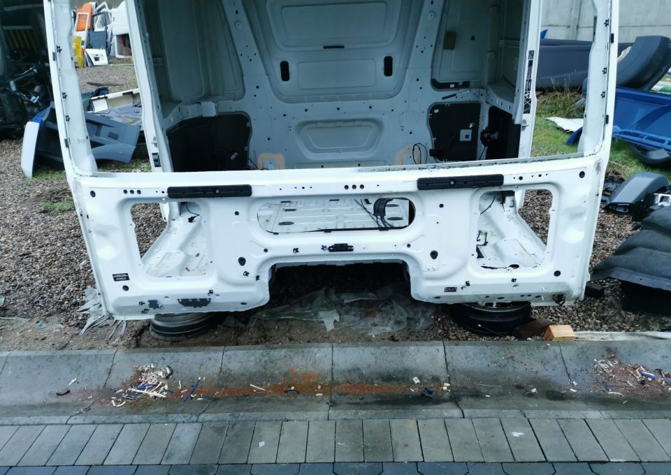 KABINA MERCEDES ACTROS MP4 GIGA BDF - Førerhus for Lastebil: bilde 5 KABINA MERCEDES ACTROS MP4 GIGA BDF - Førerhus for Lastebil: bilde 5
