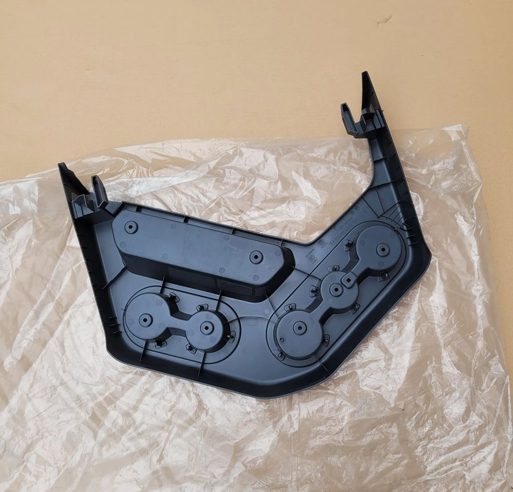 KONSOLA SCHOWRK MERCEDES ACTROS MP4 MP5 NOWY ORYGINAŁ A9606806991/001 CHWALIM116 - Instrumentpanel for Lastebil: bilde 2 KONSOLA SCHOWRK MERCEDES ACTROS MP4 MP5 NOWY ORYGINAŁ A9606806991/001 CHWALIM116 - Instrumentpanel for Lastebil: bilde 2