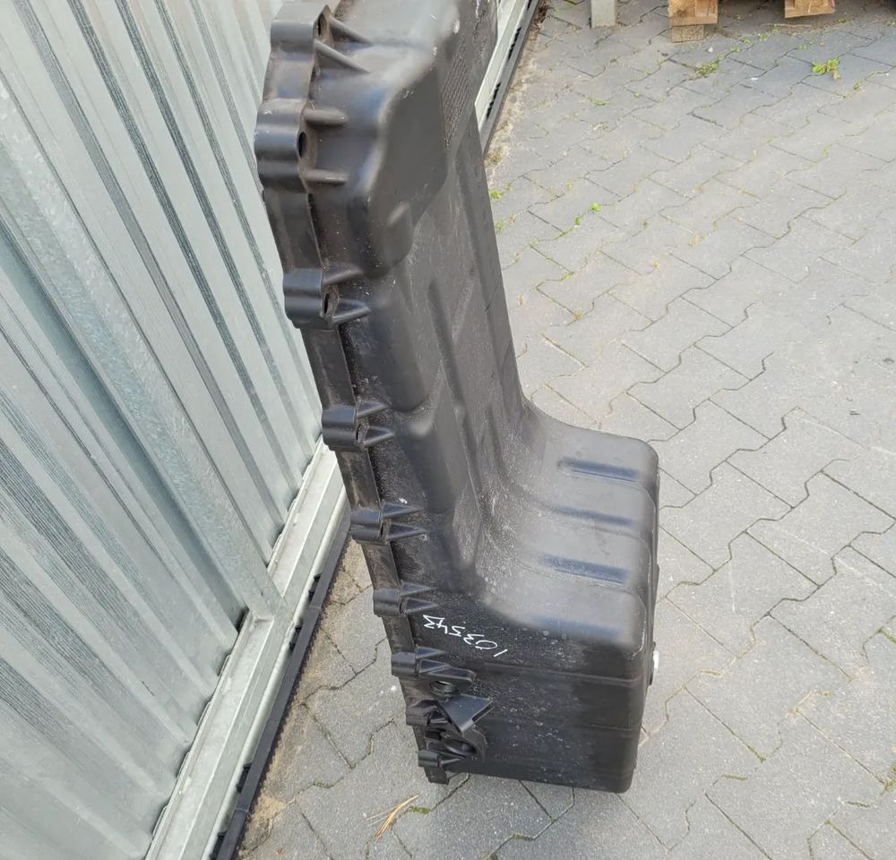 MISKA OLEJOWA RENAULT GAMA VOLVO FH 13 LITRÓW - Bunnpanne for Lastebil: bilde 2 MISKA OLEJOWA RENAULT GAMA VOLVO FH 13 LITRÓW - Bunnpanne for Lastebil: bilde 2