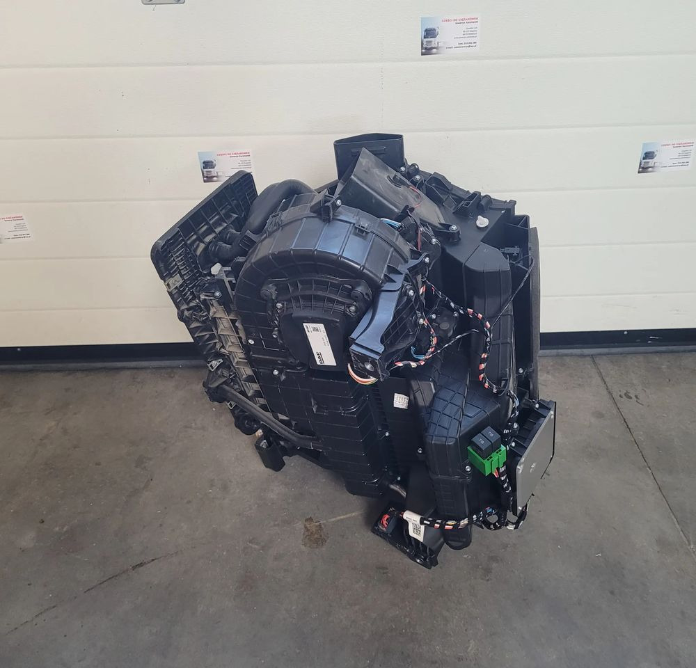 NAGRZEWNICA DAF XF 106 FL 2255994 CHWALIM116 - Varme/ Ventilasjon for Lastebil: bilde 2 NAGRZEWNICA DAF XF 106 FL 2255994 CHWALIM116 - Varme/ Ventilasjon for Lastebil: bilde 2