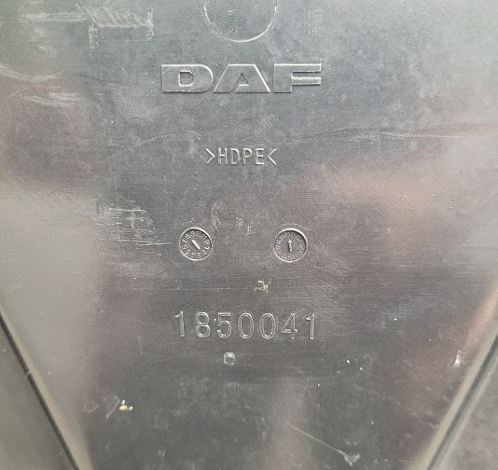 OBUDOWA POKRYWA AKUMULATOROW DAF XF 106 ORYGINAL 1850041 - Karosseri og eksteriør for Lastebil: bilde 3 OBUDOWA POKRYWA AKUMULATOROW DAF XF 106 ORYGINAL 1850041 - Karosseri og eksteriør for Lastebil: bilde 3