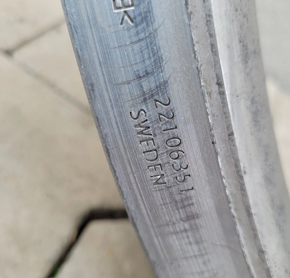 PIERŚCIEŃ OBUDOWA CHŁODNICY VOLVO FL 22106351 21596305 - Kjølesystem for Lastebil: bilde 3 PIERŚCIEŃ OBUDOWA CHŁODNICY VOLVO FL 22106351 21596305 - Kjølesystem for Lastebil: bilde 3