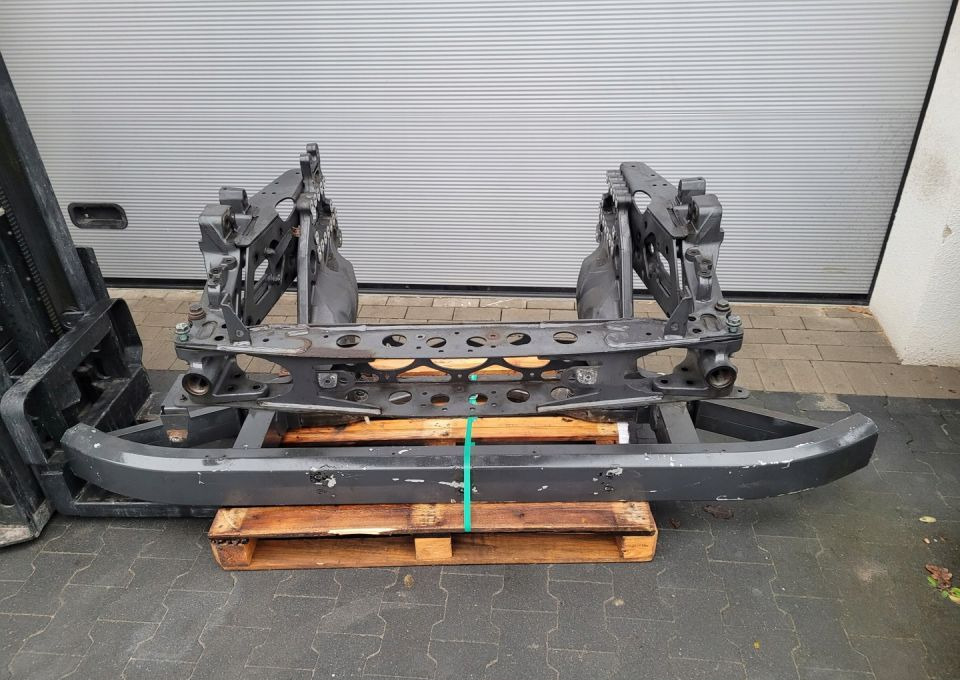 STREFA ZGNIOTU MERCEDES ACTROS MP4 STANDARD - Støtfanger for Lastebil: bilde 1 STREFA ZGNIOTU MERCEDES ACTROS MP4 STANDARD - Støtfanger for Lastebil: bilde 1