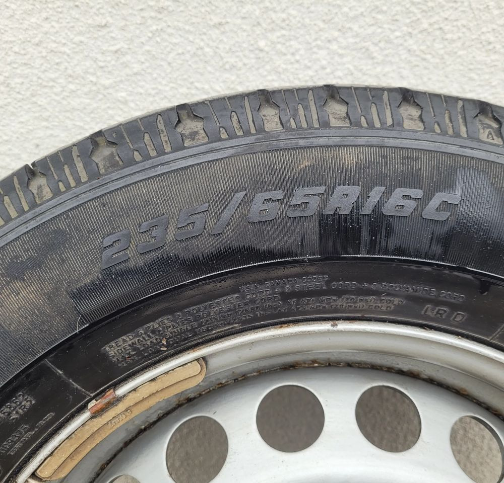 ZAPAS KOLO SPRINTER CRAFTER 235/65 R16C GOODYEAR - Komplett hjul for Varebil: bilde 5 ZAPAS KOLO SPRINTER CRAFTER 235/65 R16C GOODYEAR - Komplett hjul for Varebil: bilde 5