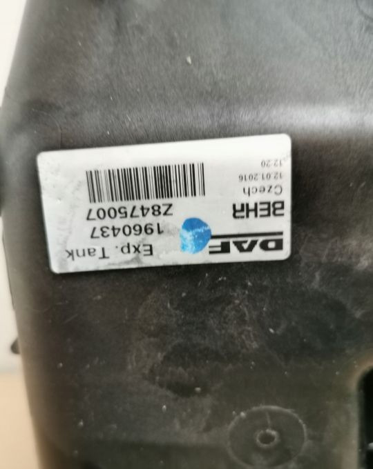 Zbiorniczek wyrównawczy DAF XF 106 - Ekspansjonstank for Lastebil: bilde 3 Zbiorniczek wyrównawczy DAF XF 106 - Ekspansjonstank for Lastebil: bilde 3