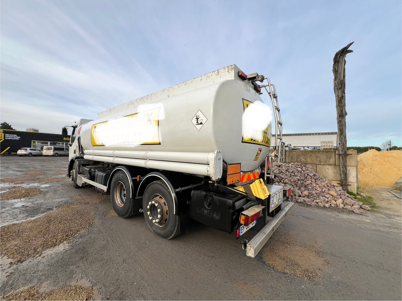 Premium 320 DCi - Tankbil: bilde 2 Premium 320 DCi - Tankbil: bilde 2
