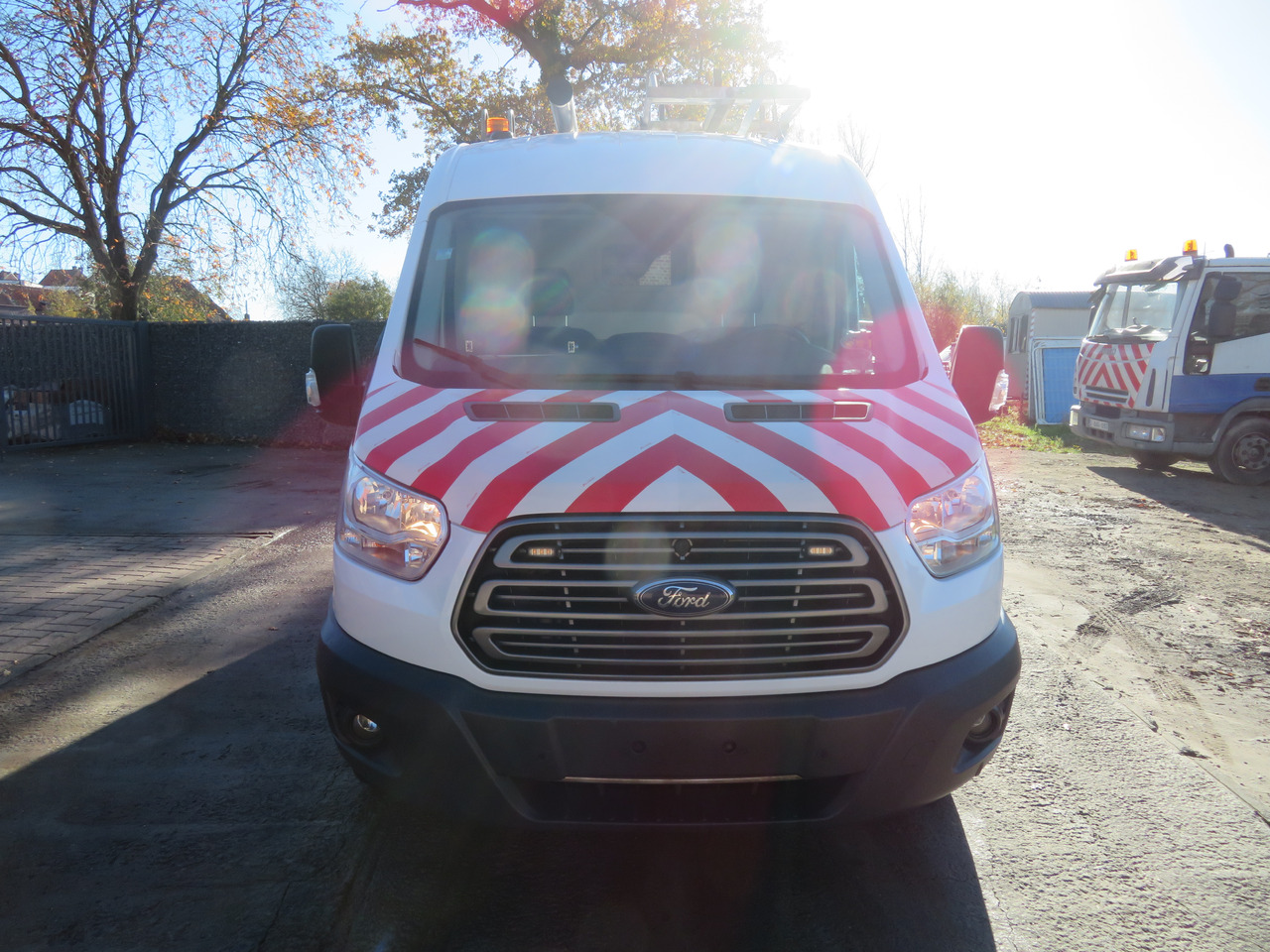 Ford Transit 2.0TDCi L2H2 - Kassebil: bilde 2 Ford Transit 2.0TDCi L2H2 - Kassebil: bilde 2