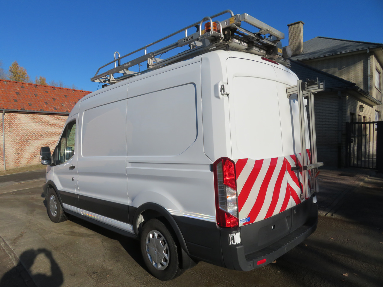 Ford Transit 2.0TDCi L2H2 - Kassebil: bilde 5 Ford Transit 2.0TDCi L2H2 - Kassebil: bilde 5