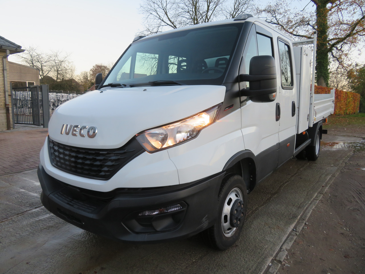 Iveco Daily 35C16 3.0 - Varebil med tipp, Varebil med dobbelt førerhus: bilde 3 Iveco Daily 35C16 3.0 - Varebil med tipp, Varebil med dobbelt førerhus: bilde 3