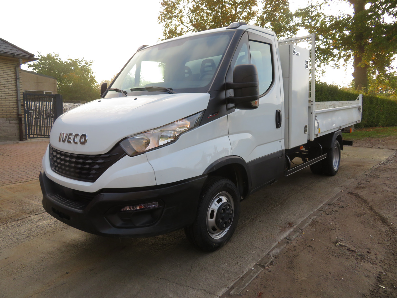 Iveco Daily 35C16 3.0 - L3 - Kipper - Varebil med tipp: bilde 3 Iveco Daily 35C16 3.0 - L3 - Kipper - Varebil med tipp: bilde 3