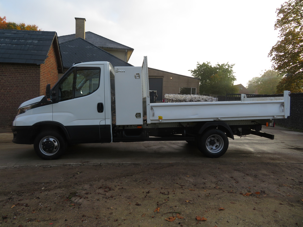 Iveco Daily 35C16 3.0 - L3 - Kipper - Varebil med tipp: bilde 4 Iveco Daily 35C16 3.0 - L3 - Kipper - Varebil med tipp: bilde 4