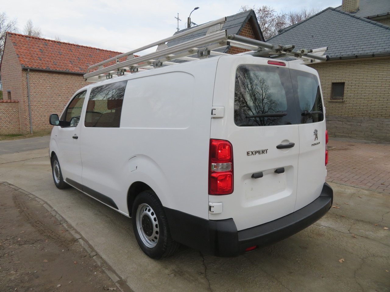 Peugeot Expert 2.0 BlueHDi - L3 - dubbel cabine - Kassebil, Varebil med dobbelt førerhus: bilde 5 Peugeot Expert 2.0 BlueHDi - L3 - dubbel cabine - Kassebil, Varebil med dobbelt førerhus: bilde 5