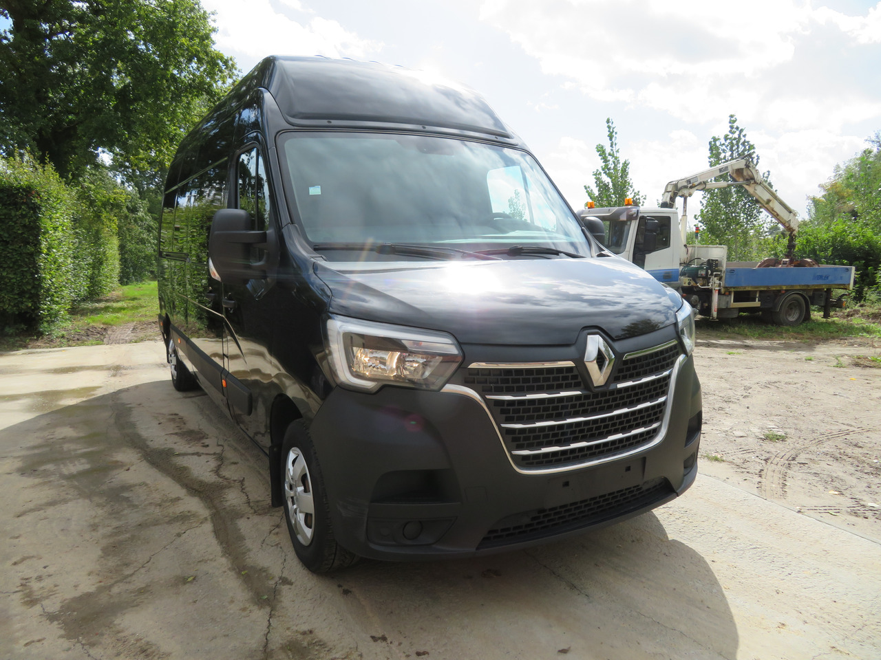 Renault Master 2.3dCi Grand Confort - L3H3 - Kassebil: bilde 1 Renault Master 2.3dCi Grand Confort - L3H3 - Kassebil: bilde 1