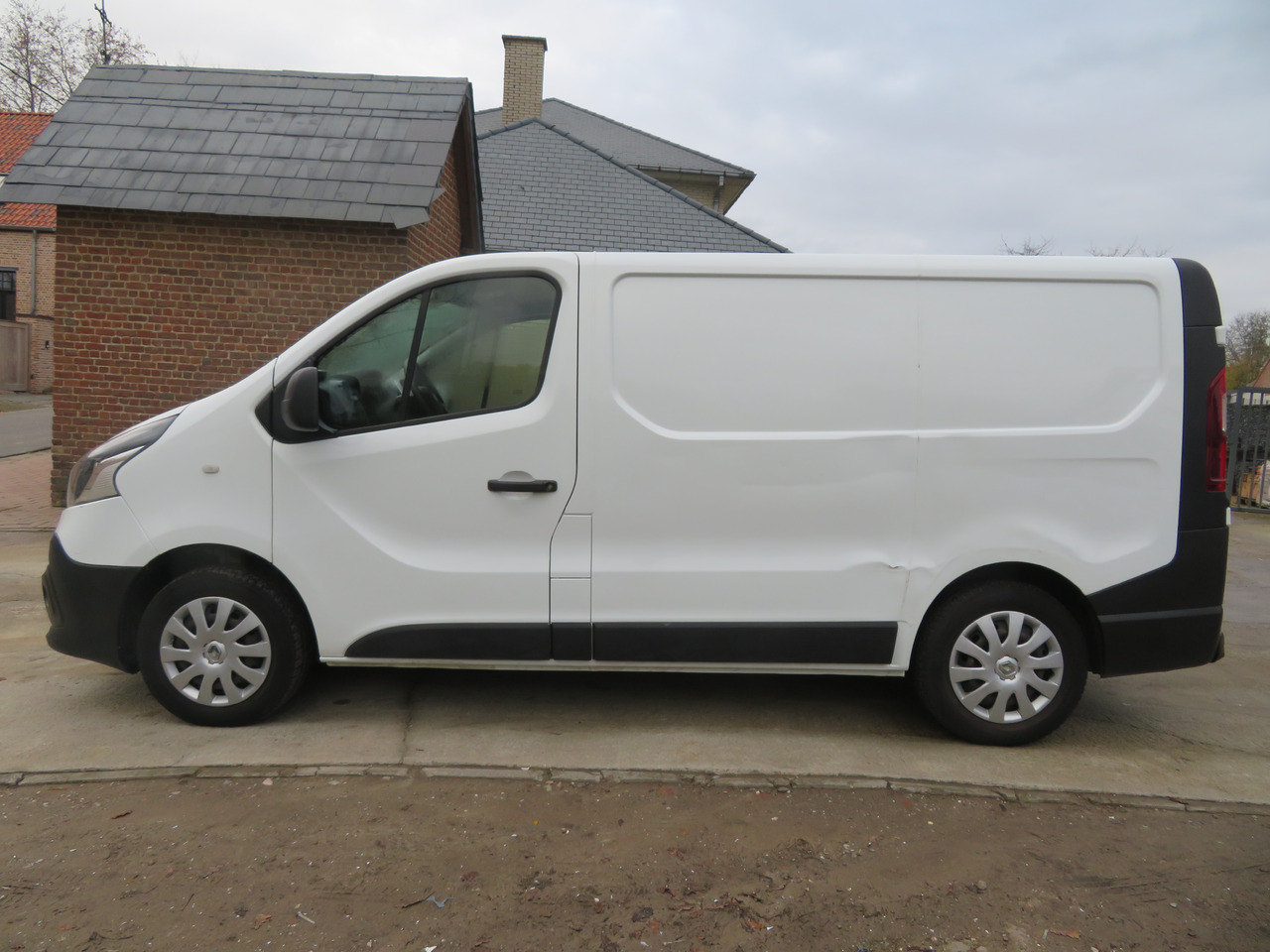 Renault Trafic 1.6dCi L1H1 - Små varebil: bilde 4 Renault Trafic 1.6dCi L1H1 - Små varebil: bilde 4