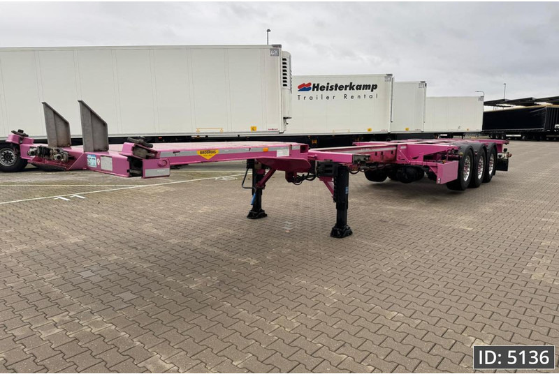 Broshuis 3UCC-39/45 Multi / 2x Extandable / 2x Lift Axle - Container-transport/ Vekselflak semitrailer: bilde 4 Broshuis 3UCC-39/45 Multi / 2x Extandable / 2x Lift Axle - Container-transport/ Vekselflak semitrailer: bilde 4