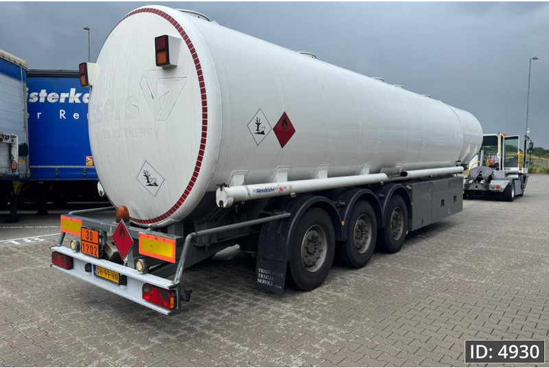 Hendricks TSA42 / Fuel tanker / 50.500L / 5 Comp / ADR - Tanksemi: bilde 3 Hendricks TSA42 / Fuel tanker / 50.500L / 5 Comp / ADR - Tanksemi: bilde 3