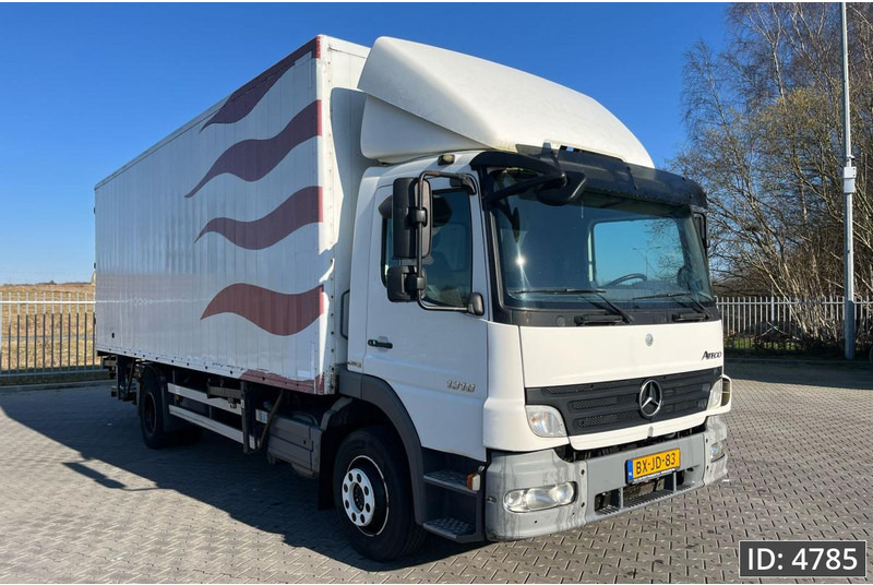 Mercedes-Benz Atego 1318 Day Cab, Euro 5, BDF / EPS automatic / DHOLLANDIA 2000KG - Container-transport/ Vekselflak lastebil: bilde 4 Mercedes-Benz Atego 1318 Day Cab, Euro 5, BDF / EPS automatic / DHOLLANDIA 2000KG - Container-transport/ Vekselflak lastebil: bilde 4