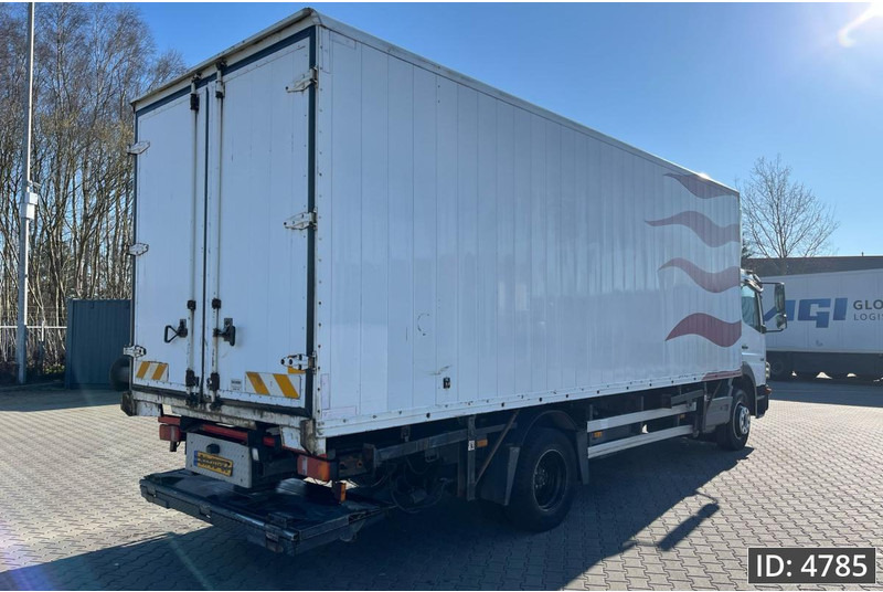 Mercedes-Benz Atego 1318 Day Cab, Euro 5, BDF / EPS automatic / DHOLLANDIA 2000KG - Container-transport/ Vekselflak lastebil: bilde 3 Mercedes-Benz Atego 1318 Day Cab, Euro 5, BDF / EPS automatic / DHOLLANDIA 2000KG - Container-transport/ Vekselflak lastebil: bilde 3