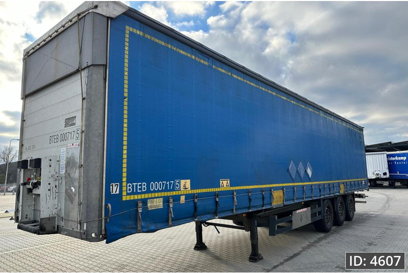 Schmitz Cargobull SCB*S3T / Huckepack / Disk brakes - Gardintrailer: bilde 1 Schmitz Cargobull SCB*S3T / Huckepack / Disk brakes - Gardintrailer: bilde 1