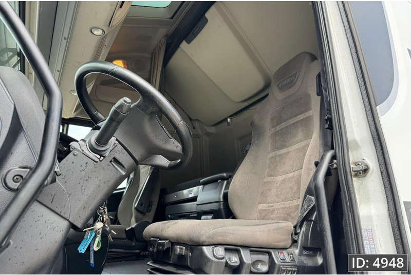 Iveco AS440STX/P Hi-Way Stralis, Euro 6, / 2 Tanks / Perfect condition / NL Truck - Trekkvogn: bilde 5 Iveco AS440STX/P Hi-Way Stralis, Euro 6, / 2 Tanks / Perfect condition / NL Truck - Trekkvogn: bilde 5