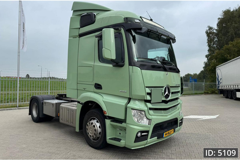 Mercedes-Benz Actros 1836 StreamSpace, Euro 6 - Trekkvogn: bilde 4 Mercedes-Benz Actros 1836 StreamSpace, Euro 6 - Trekkvogn: bilde 4