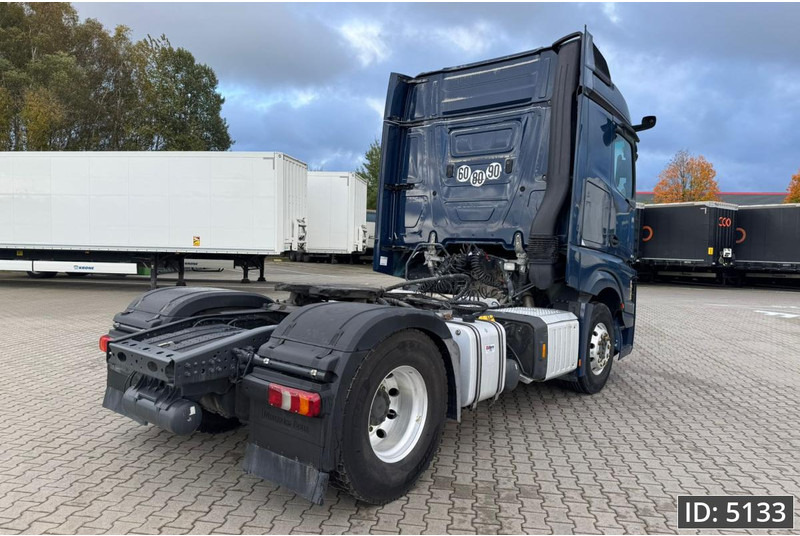 Mercedes-Benz Actros 1848 BigSpace, Euro 6, / Retarder / Standklima / Hydraulics / MP5, Intarder - Trekkvogn: bilde 3 Mercedes-Benz Actros 1848 BigSpace, Euro 6, / Retarder / Standklima / Hydraulics / MP5, Intarder - Trekkvogn: bilde 3