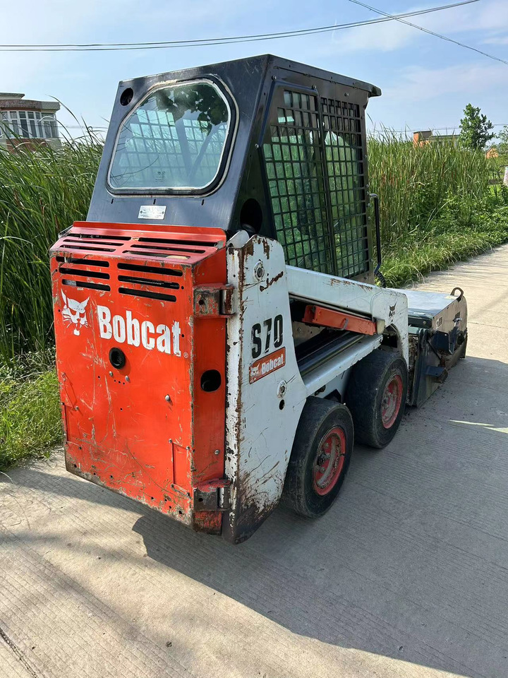 BOBCAT S70 Sliding Sweeper Click for Discount - Kompaktlaster: bilde 2 BOBCAT S70 Sliding Sweeper Click for Discount - Kompaktlaster: bilde 2