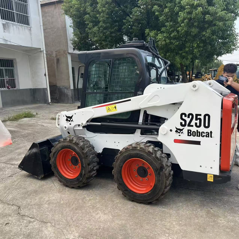 BOBCAT Skid Steer Loader S250 New Condition Hours True - Kompaktlaster: bilde 4 BOBCAT Skid Steer Loader S250 New Condition Hours True - Kompaktlaster: bilde 4