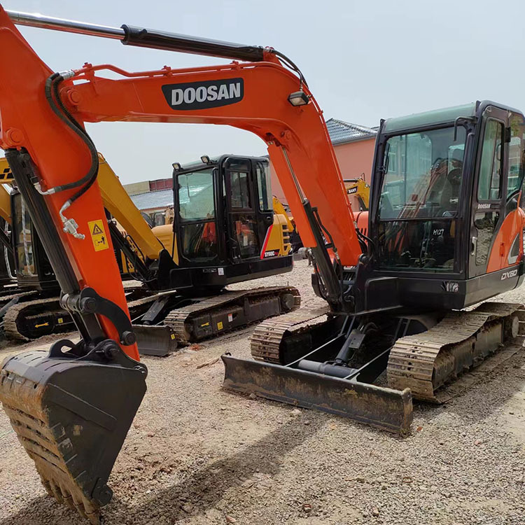 DOOSAN DH60 - Beltegraver: bilde 3 DOOSAN DH60 - Beltegraver: bilde 3