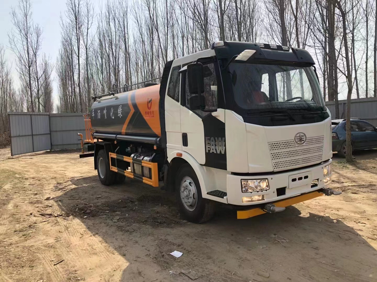 FAW Water Tanker ClickHere For DISCOUNT - Tankbil: bilde 1 FAW Water Tanker ClickHere For DISCOUNT - Tankbil: bilde 1