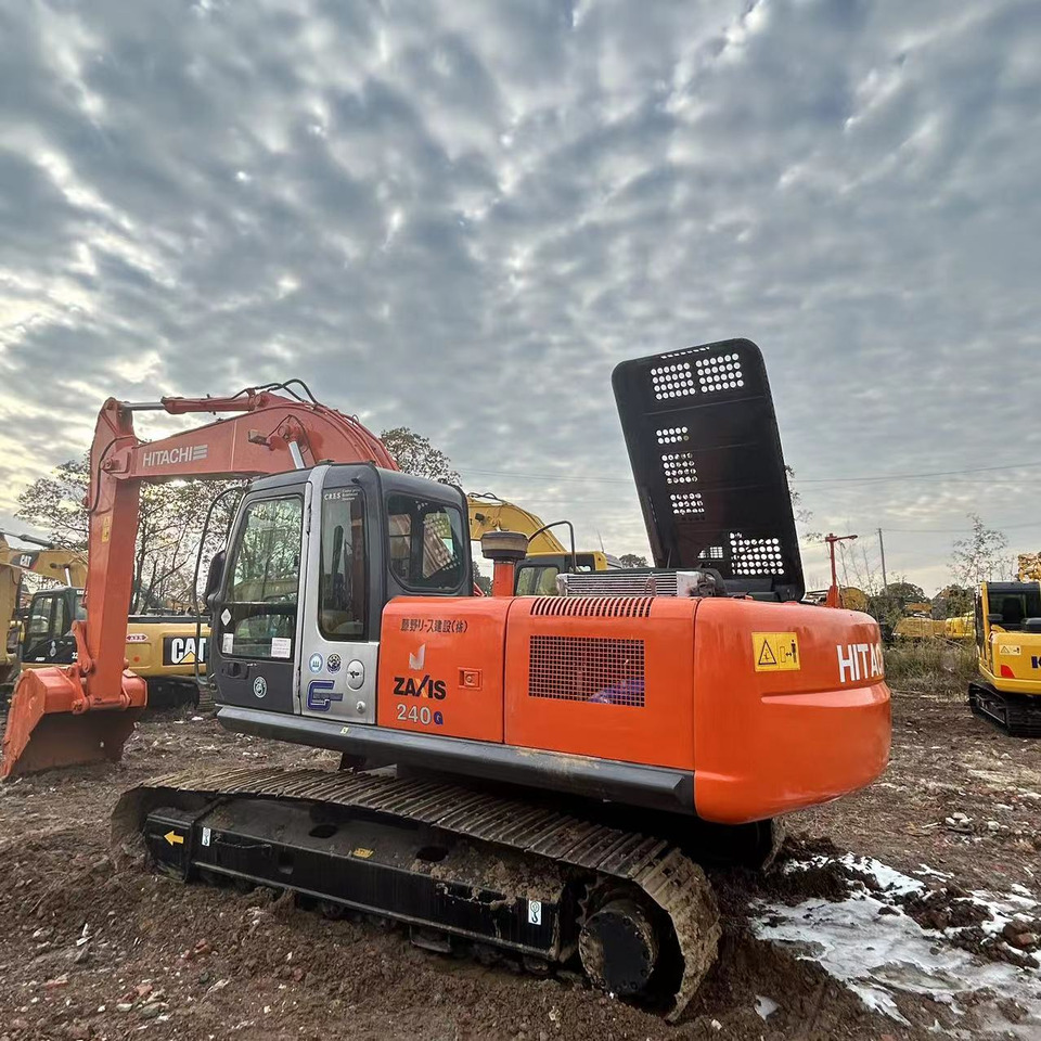 HITACHI Crawler Excavator ZX240 Click Here for Discount - Beltegraver: bilde 3 HITACHI Crawler Excavator ZX240 Click Here for Discount - Beltegraver: bilde 3