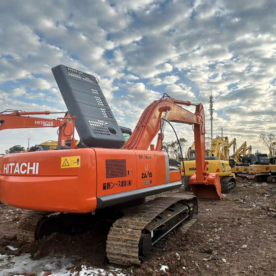 HITACHI ZX240 Excavator - Beltegraver: bilde 5 HITACHI ZX240 Excavator - Beltegraver: bilde 5