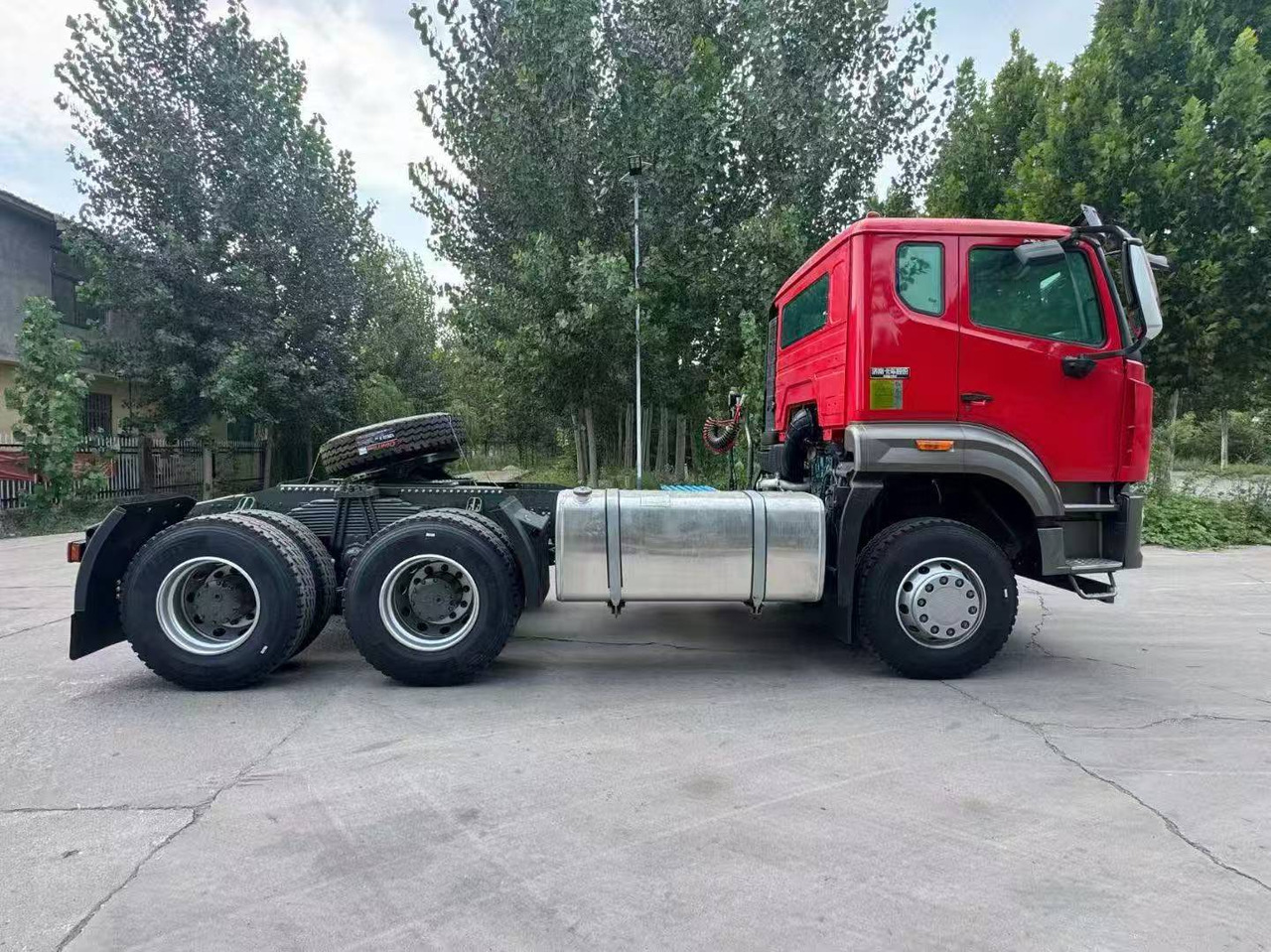 Tippbil Howo Tractor Unit Click for Discount: bilde 8