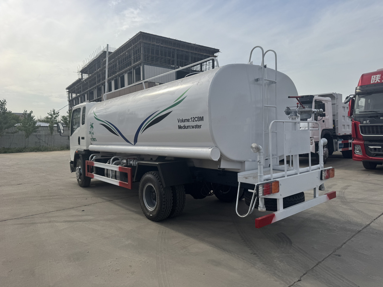 Howo Water Tanker Click for Discount - Vannpumpe: bilde 4 Howo Water Tanker Click for Discount - Vannpumpe: bilde 4