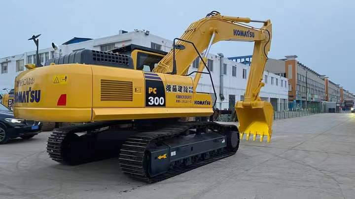 KOMATSU PC300-8 Excavator | Ultra Low Hours 4,200 | One Owner | Full Service History - Beltegraver: bilde 2 KOMATSU PC300-8 Excavator | Ultra Low Hours 4,200 | One Owner | Full Service History - Beltegraver: bilde 2