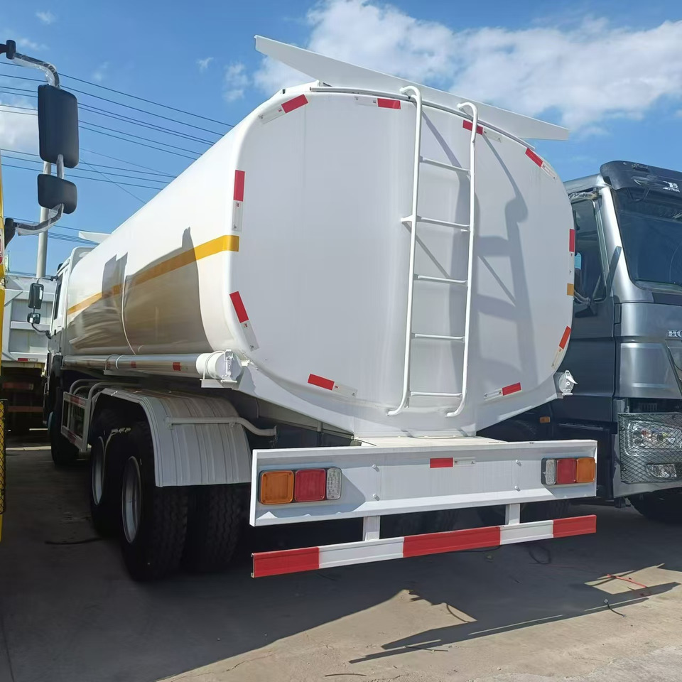 SINOTRUK HOWO 371 - Tankbil: bilde 4 SINOTRUK HOWO 371 - Tankbil: bilde 4