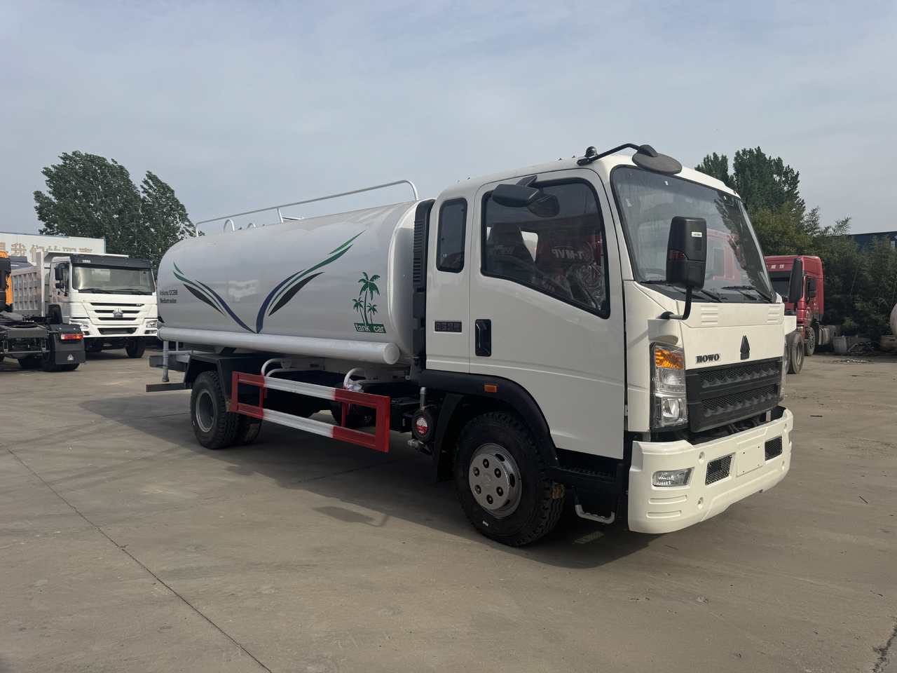 SINOTRUK Howo Water Tanker Click Here For DISCOUNT - Tankbil: bilde 5 SINOTRUK Howo Water Tanker Click Here For DISCOUNT - Tankbil: bilde 5
