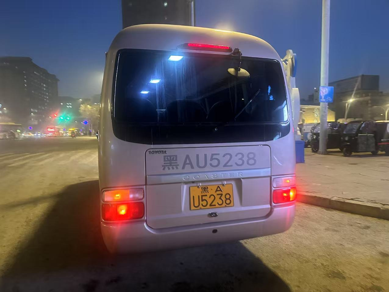 Minibuss, Persontransport TOYOTA Coaster: bilde 7